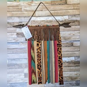 NWT Handcrafted Rustic Boho Western Metal Arrow With Multi Colored Trim